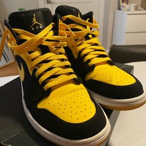 Air Jordan 1 Mid- Black Yellow (New Love)-Top Sneakers New Love 2017 10.5